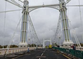 Albert Bridge is shutting for essential maintenance. A photo of Albert Bridge shut to vehicles. Credit: RBKC