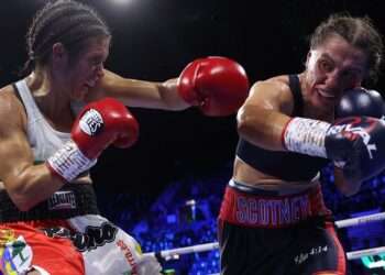 Ellie Scotney fought her first ten bouts in England. Photo: Mark Robinson/Matchroom Boxing