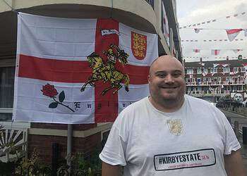 Chris Dowse on the Kirby Estate