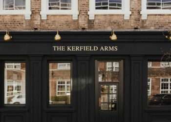 THE KERFIELD ARMS, in 16 Grove Lane, Camberwell. Photo credit: @jwhowardphoto