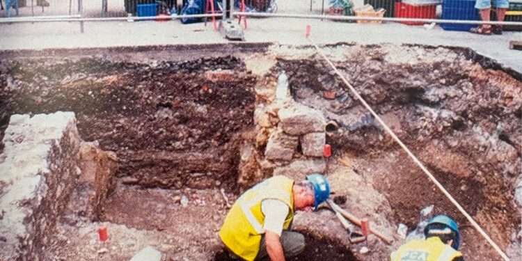 Excavation at Bermondsey Square. Credit: Pre-Construct Archaeology