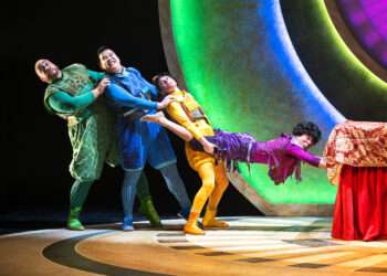 Production picture of The Princess and the Pea. A Unicorn co-production with New Vic Theatre and Upswing. © 2024 Foteini Christofilopoulou.